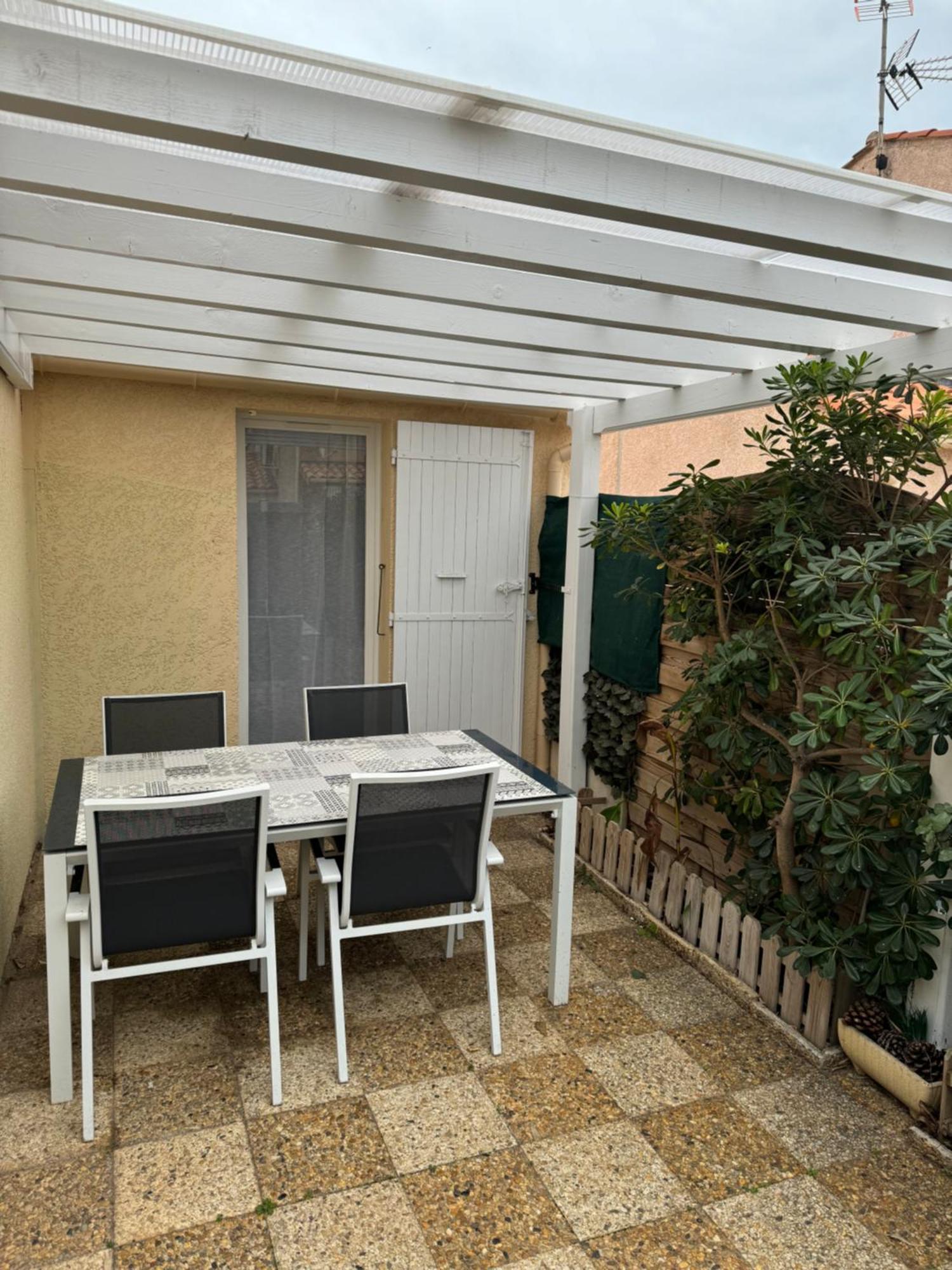 Maison Tout Confort, Bord De Mer Avec Parking Prive 格吕桑 外观 照片