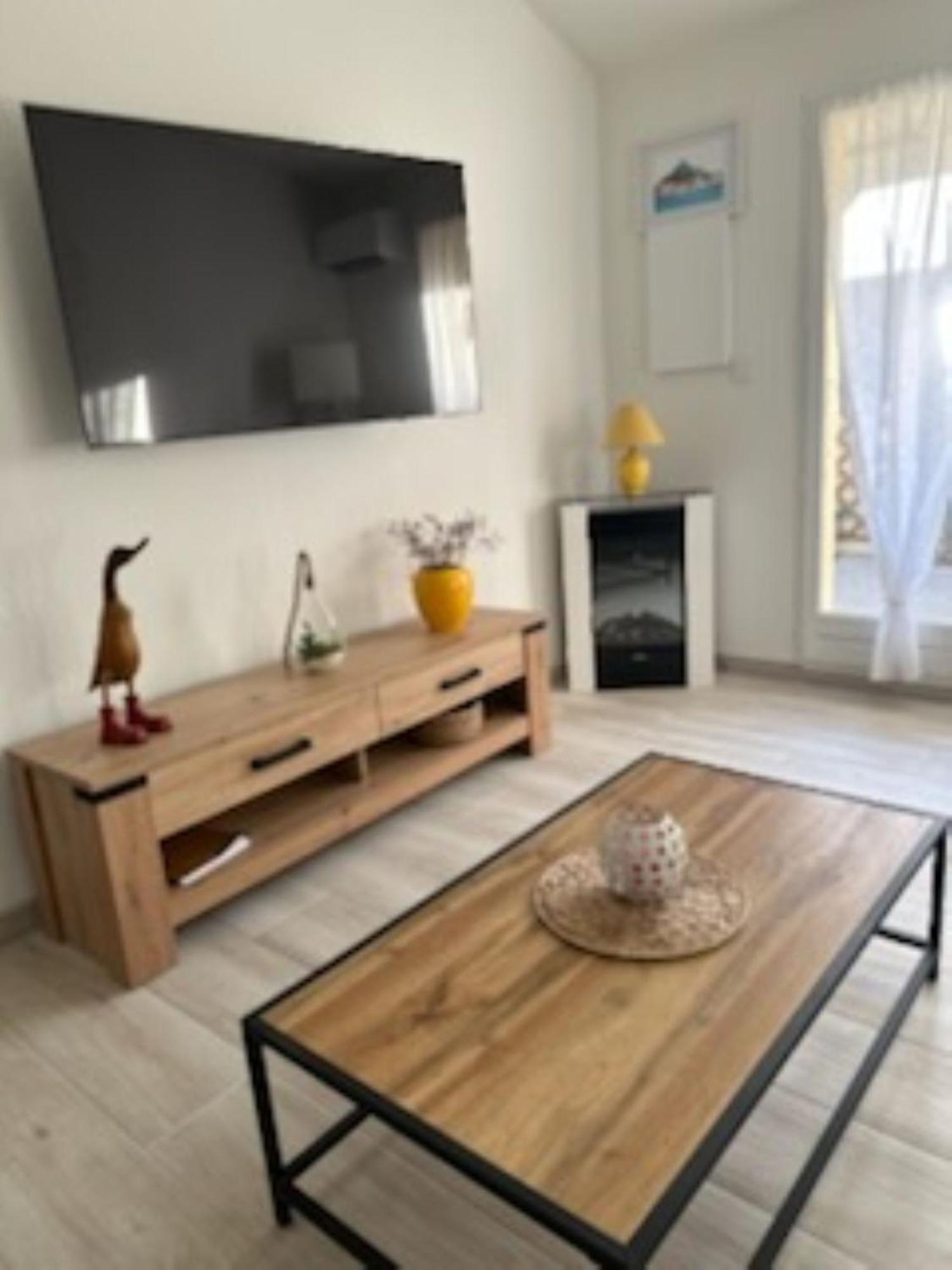 Maison Tout Confort, Bord De Mer Avec Parking Prive 格吕桑 外观 照片